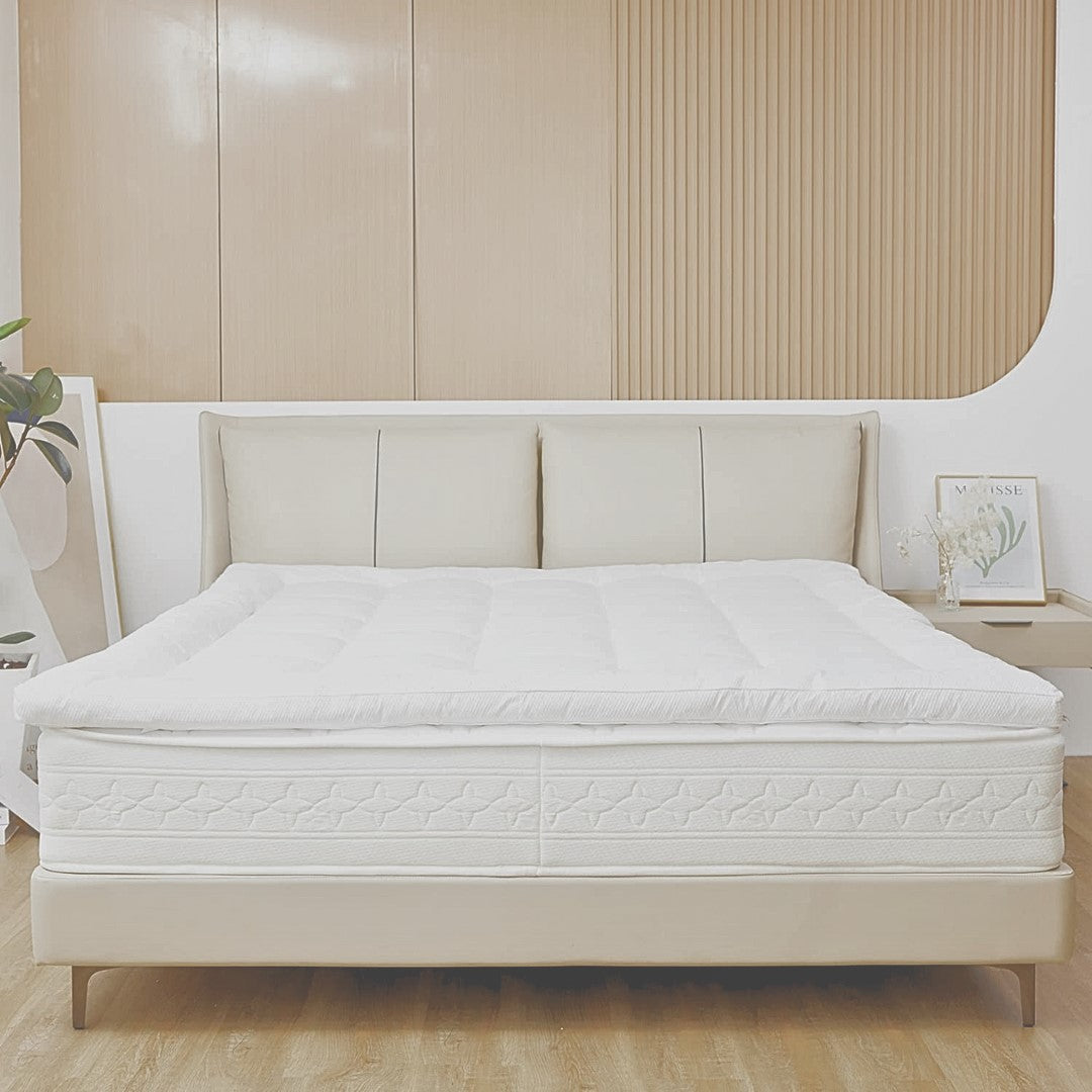 Topper Bed