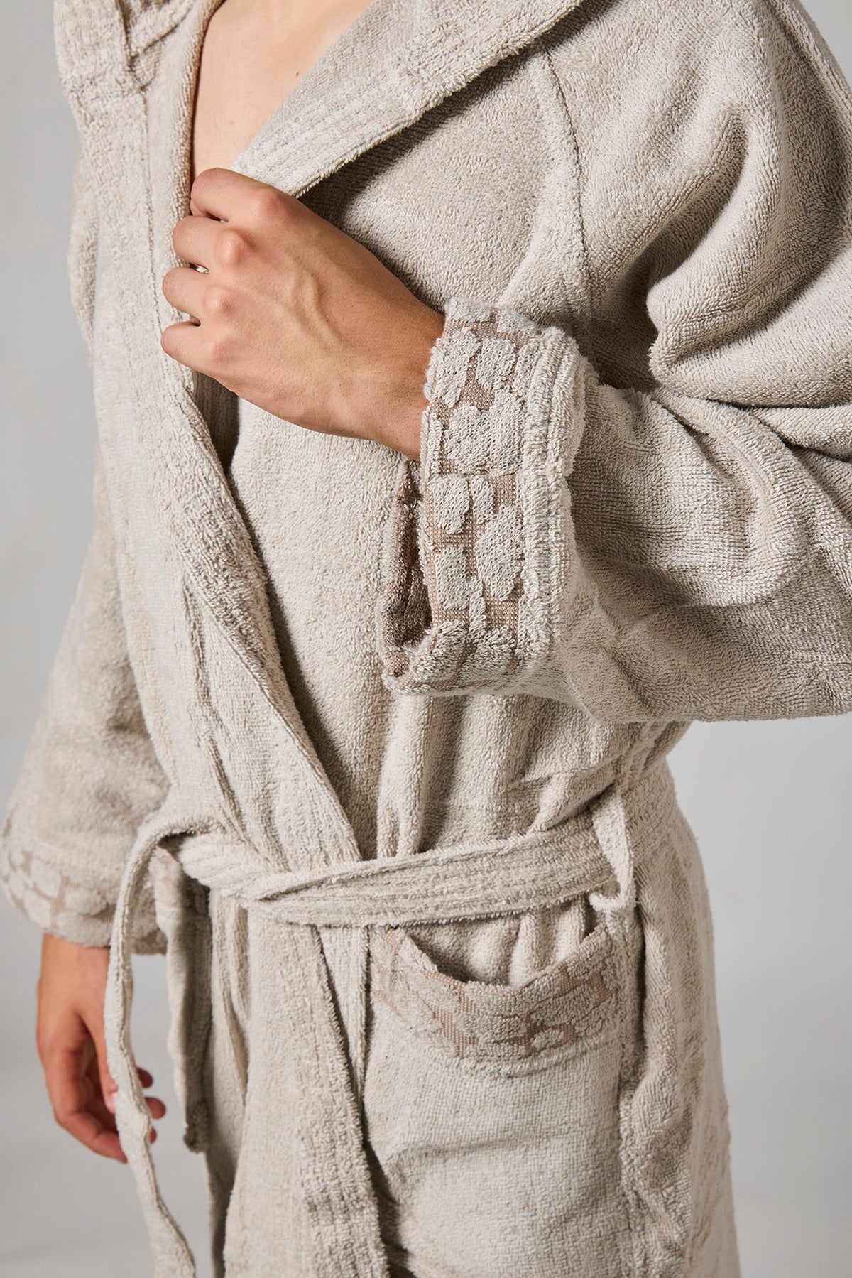 Accappatoio Croco ALV by Alviero Martini – Spugna di Cotone 450 gsm con Cappuccio