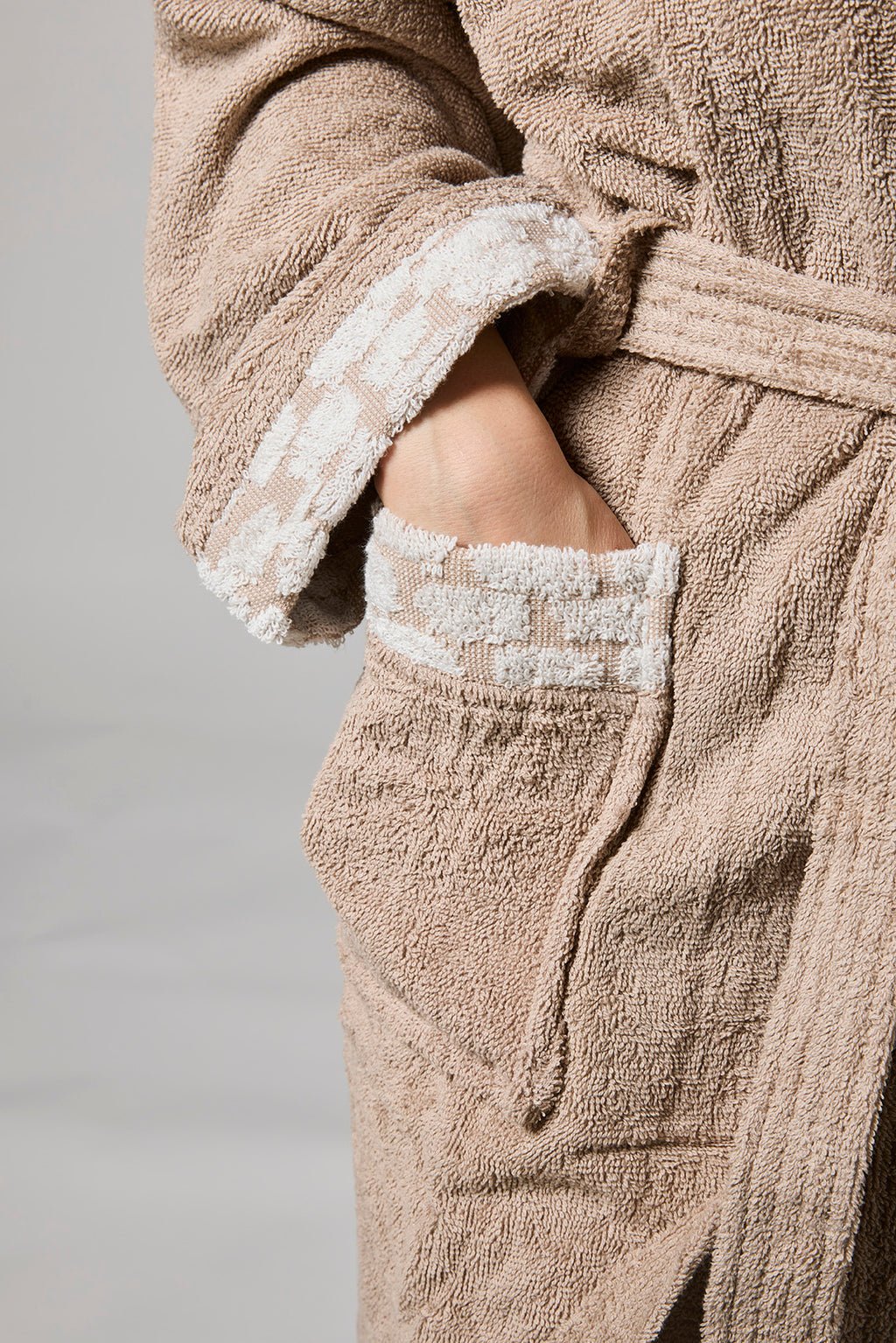 Accappatoio Croco ALV by Alviero Martini – Spugna di Cotone 450 gsm con Cappuccio