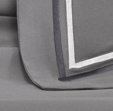 Completo Letto Matrimoniale in Raso 400 Fili con bordino Satin – ALV by Alviero Martini