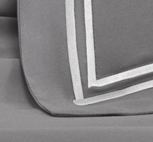 Completo Letto Matrimoniale in Raso 400 Fili con bordino Satin – ALV by Alviero Martini