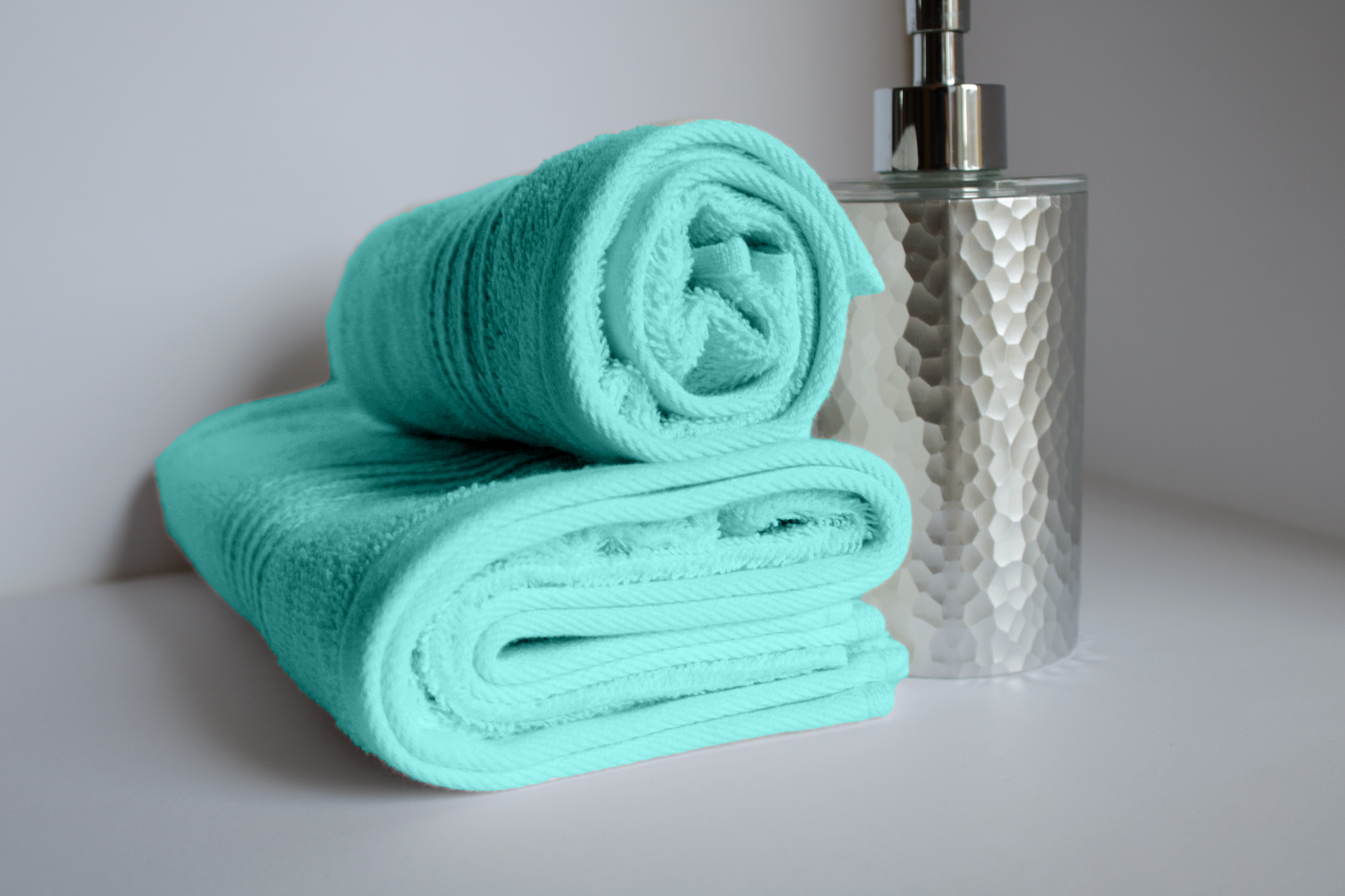 Set Asciugamani Bagno 1+1 in Spugna di Cotone 450 gr – Viso e Ospite Morbidi Multicolore